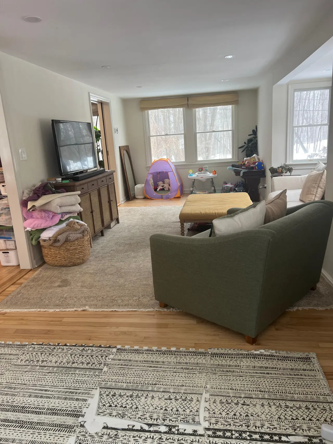 Pani Maid LLC cleaning team in Connecticut