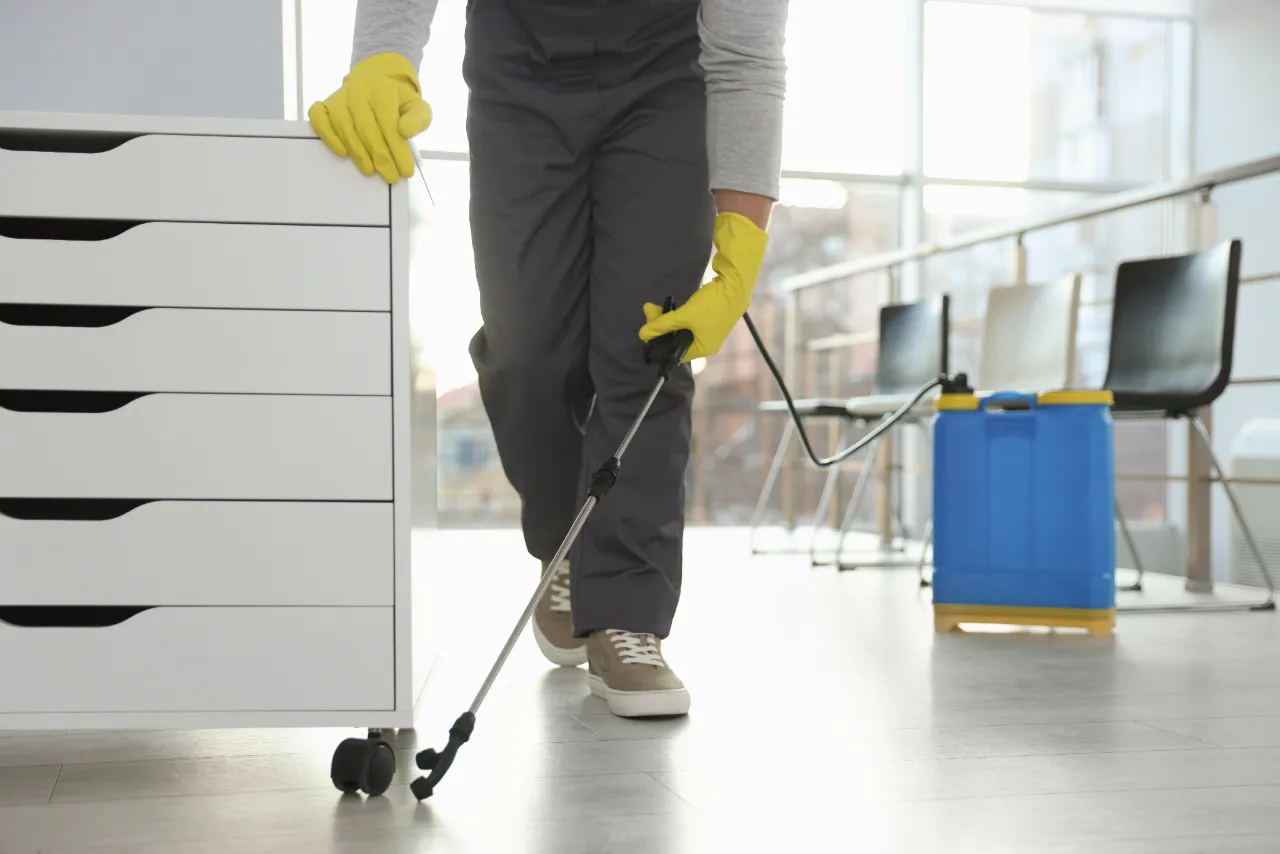 Commercial cleaning service